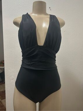 Apparel women’s black one-piece swimsuit size M